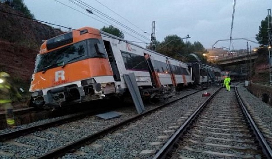 Ισπανία: Εκτροχιασμός και σύγκρουση τρένων στην Καταλονία - 1 νεκρός και 8 τραυματίες