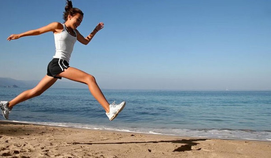 Τρέξιμο στην παραλία: 5 σημεία που πρέπει να προσέχετε