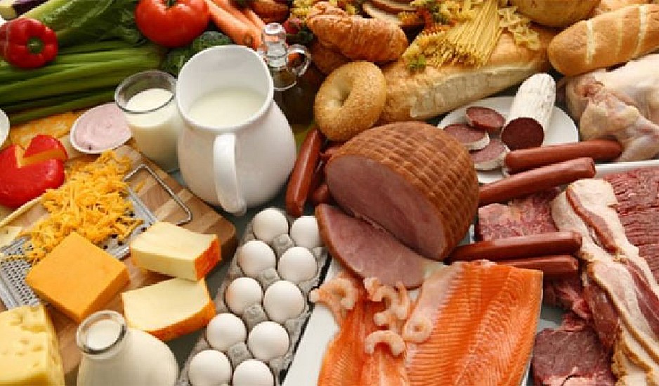 Υψηλή χοληστερόλη: Εννέα τρόφιμα που μπορούν να τη μειώσουν