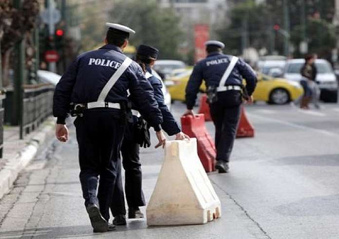 Αυξημένα μέτρα από την Τροχαία για την 28η Οκτωβρίου - Ποιοι δρόμοι θα είναι κλειστοί