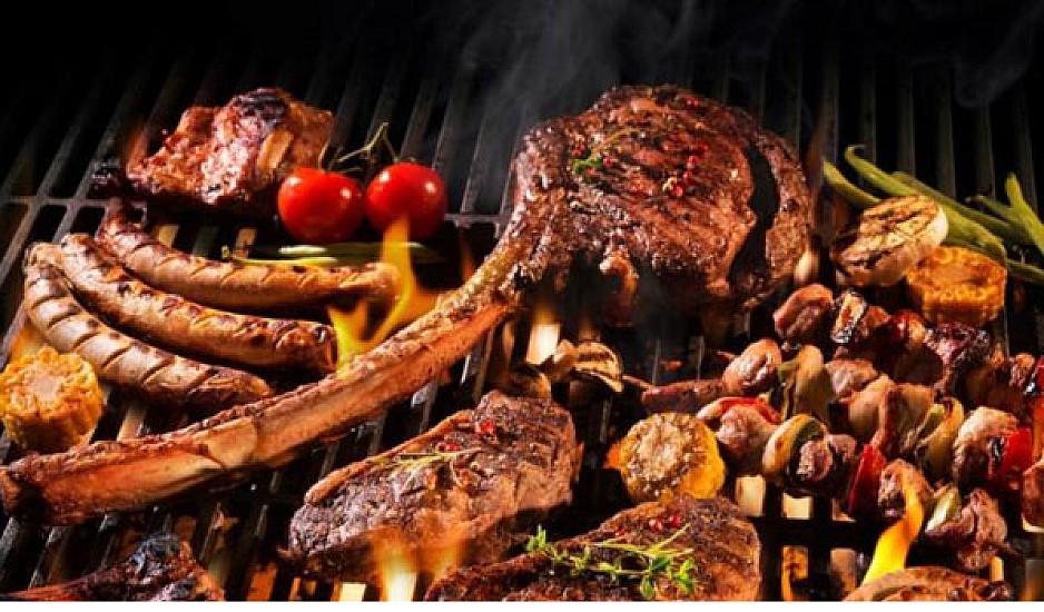 4 διατροφικά tips για να απολαύσετε το κρέας της Τσικνοπέμπτης χωρίς τύψεις