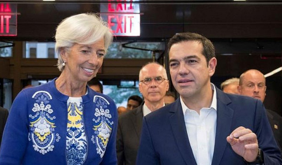Στην Αθήνα το ΔΝΤ: Στο στόχαστρο το Δημόσιο.  Αυξήσεις στον κατώτατο μισθό