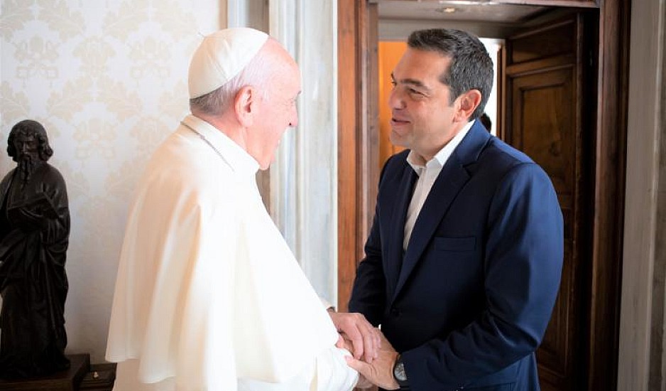 Ο Πάπας Φραγκίσκος αποθέωσε τον Τσίπρα για Συμφωνία των Πρεσπών και προσφυγικό