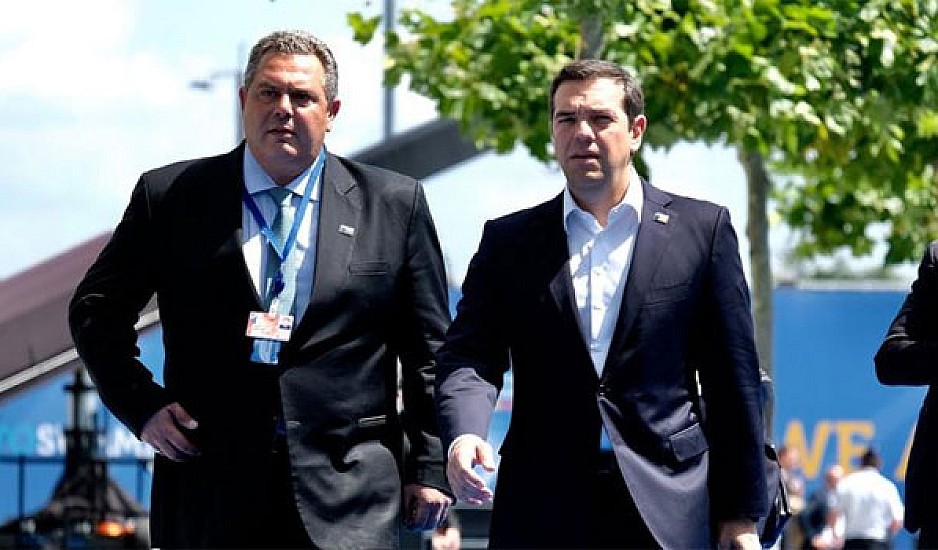 Δημοσκόπηση: Διχασμένοι οι ψηφοφόροι του ΣΥΡΙΖΑ για τον Καμμένο