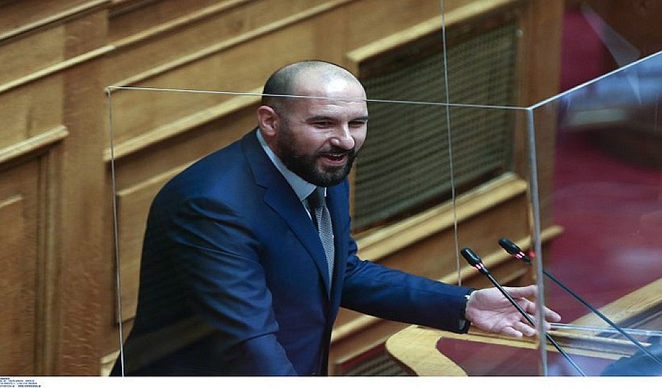 Βουλή - Πρότασης δυσπιστίας: Τζανακόπουλος - Συντρίμμια το επιτελικό κράτος