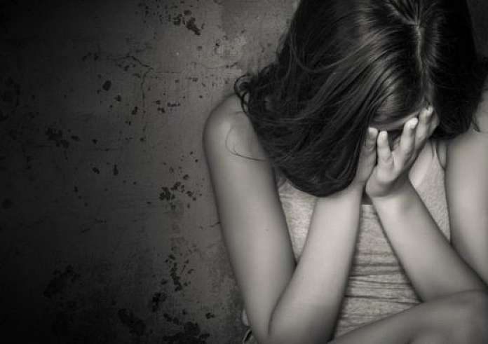 Παλαιό Φάληρο: Φοβάμαι για τη ζωή μου λέει η 34χρονη που έπεσε θύμα βιασμού