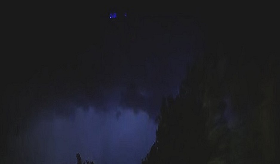 Χαλκιδική: Η στιγμή της φονικής καταιγίδας μέσα από την κάμερα ενός οδηγού