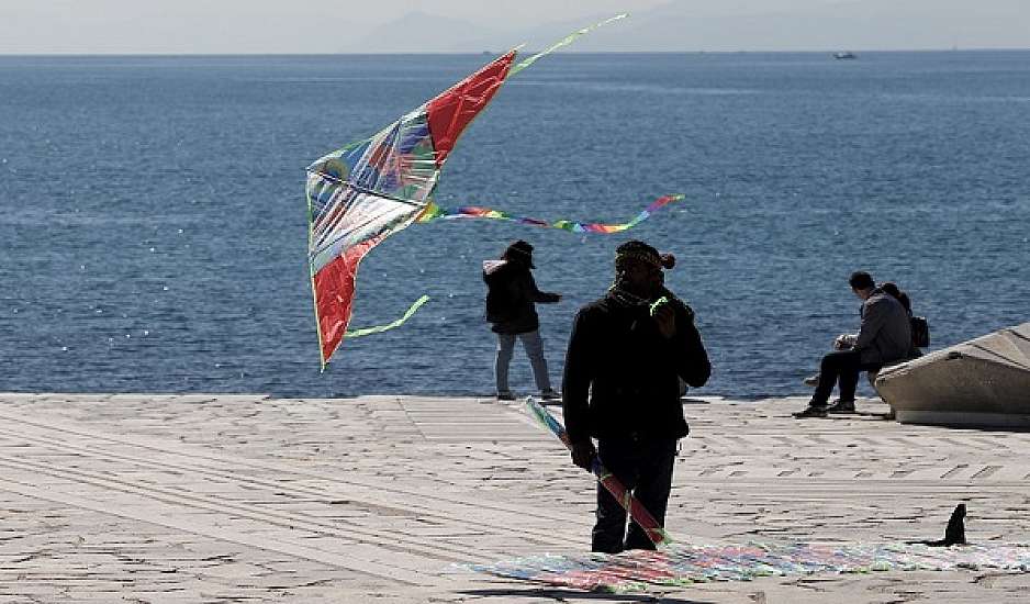 Καθαρά Δευτέρα: Μεγάλη η έξοδος για το τριήμερο – Με πληρότητα 100% αναχωρούν τα λεωφορεία για Πάτρα