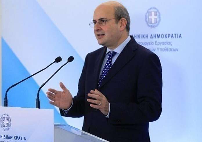 Ανακοινώσεις Χατζηδάκη για μέτρα στήριξης: Παρατείνεται για 3 μήνες το market pass – Πόσο αυξάνονται οι μισθοί στο δημόσιο