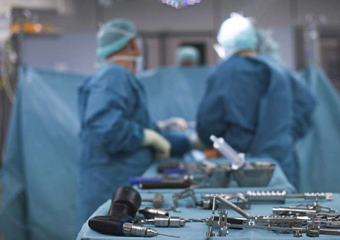 Υπουργείο Υγείας: Κόντρα του Πανελλήνιου Ιατρικού Συλλόγου με τον Άδωνι Γεωργιάδη για τα απογευματινά χειρουργεία