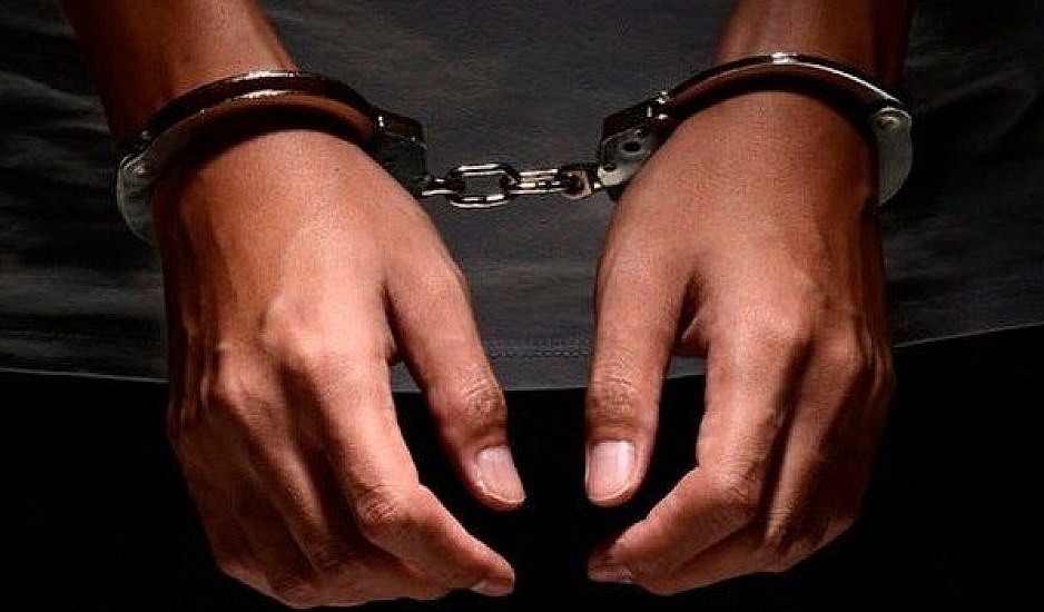 Κατερίνη: Συνελήφθη 17χρονος που σκότωσε και έκαψε γυναίκα και πέταξε τη σορό της στα σκουπίδια