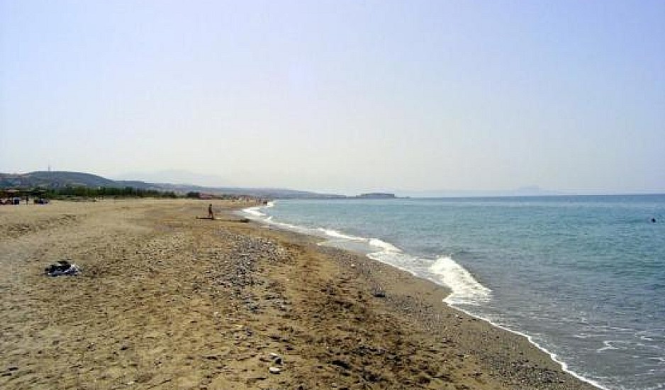 Θρίλερ: Ανθρώπινα οστά ξέβρασε η θάλασσα στα Περβόλια της Κύπρου