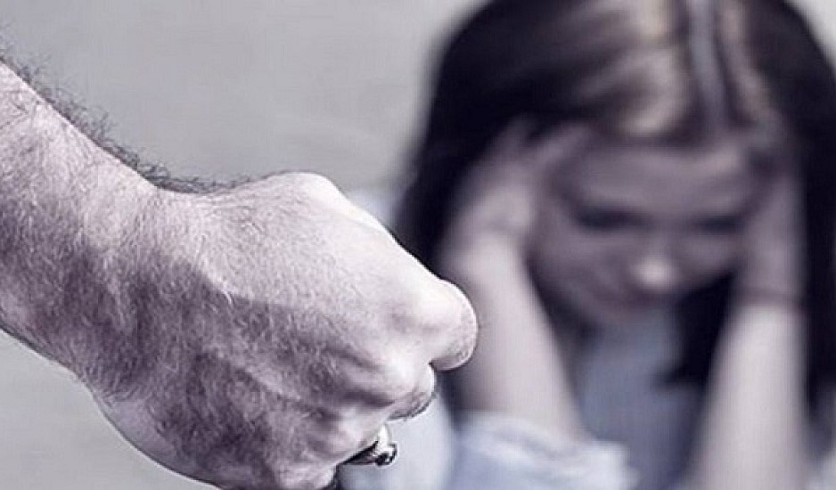 Τι να κάνετε αν πέσετε θύμα ενδοοικογενειακής βίας