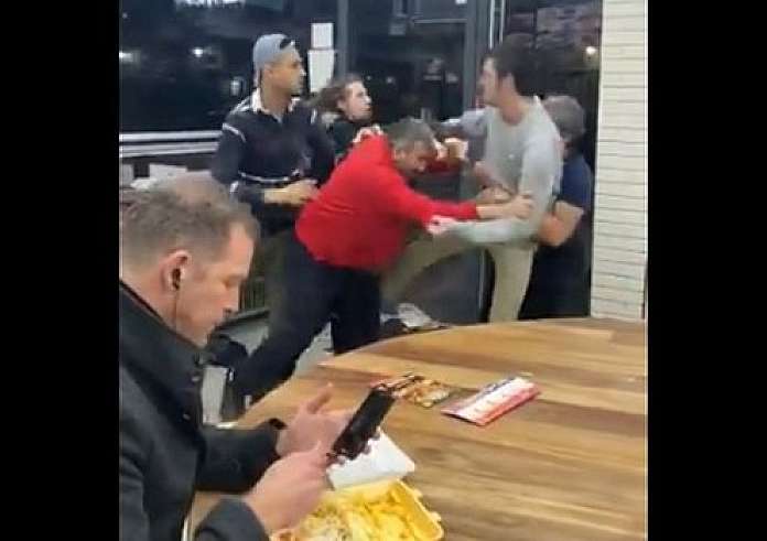Ξυλοκόπησαν 22χρονο μοντέλο στη Λάρισα