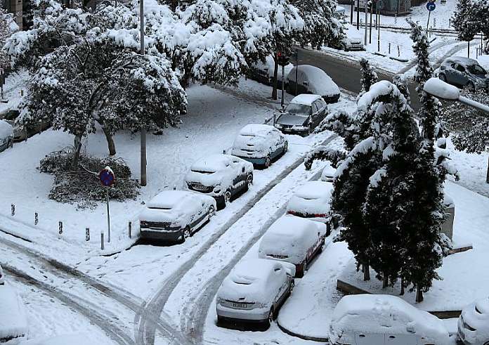 Καιρός: Προετοιμάζονται Πολιτική Προστασία και Δήμοι για τη νέα κακοκαιρία