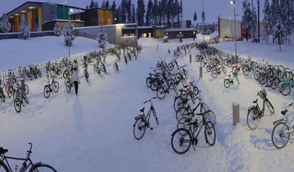 Η πόλη που τα παιδιά πάνε σχολείο με ποδήλατο ακόμη και με -17°C