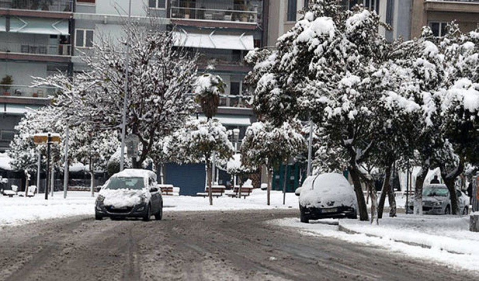 Ο Τηλέμαχος έρχεται με άγριες διαθέσεις και φέρνει χιόνι και στην Αθήνα. Που  θα το στρώσει