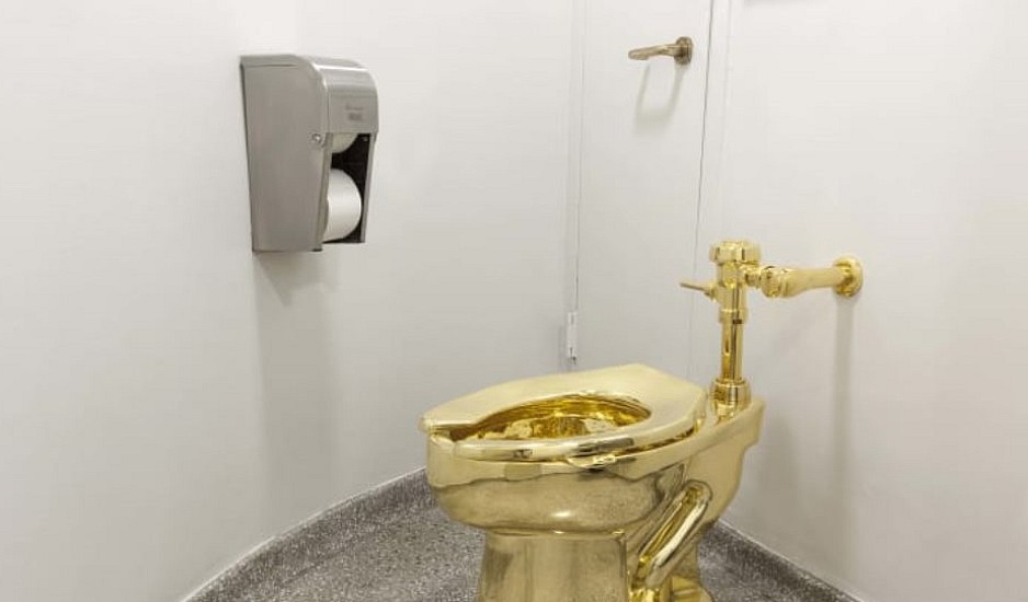 Βρετανία: Μια τουαλέτα από χρυσό 18 καρατίων εκλάπη από το Ανάκτορο Μπλένιμ