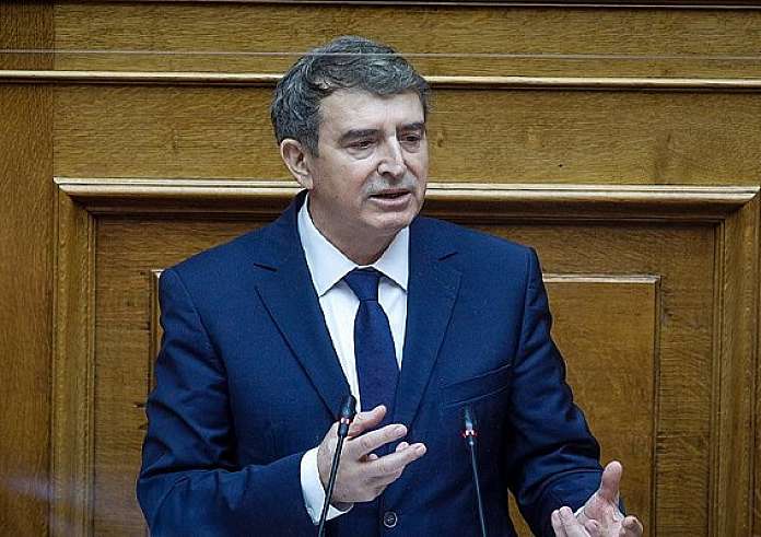 Χρυσοχοΐδης για τη βόμβα κοντά στο υπουργείο Εργασίας: Δεν πρόκειται να αφήσουμε την τρομοκρατία να αναβιώσει