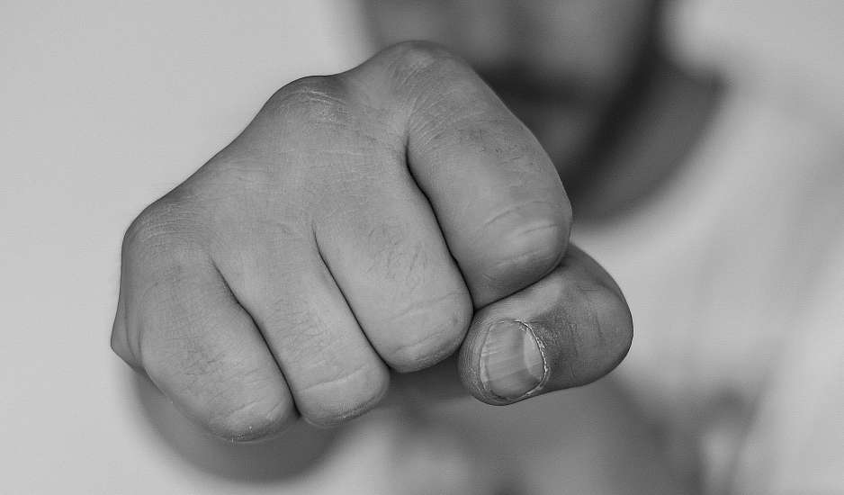 Χαλκίδα: 19χρονη ξυλοκοπήθηκε άγρια από τον πρώην σύντροφό της