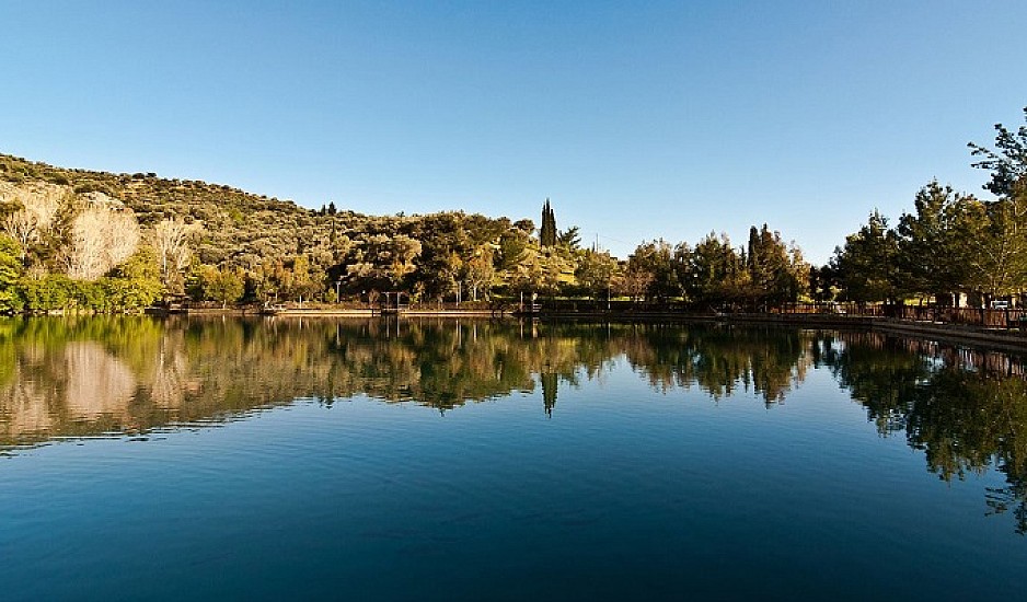Κρήτη: Βρέθηκε το πτώμα ενός άνδρα μέσα στη λίμνη Βουλισμένη