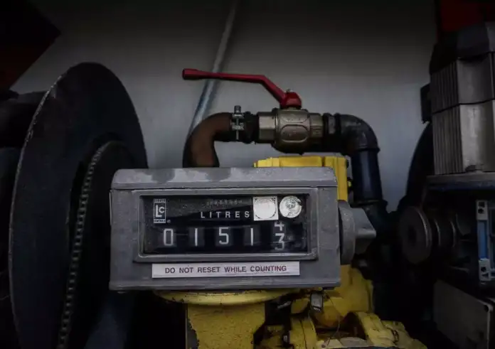 Πετρέλαιο θέρμανσης και καύσιμα: Πιο προσιτές οι τιμές φέτος