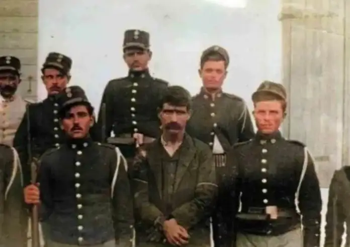 Η αληθινή ιστορία πίσω από τη σειρά «17 Κλωστές» - Το έγκλημα που συγκλόνισε την Ελλάδα