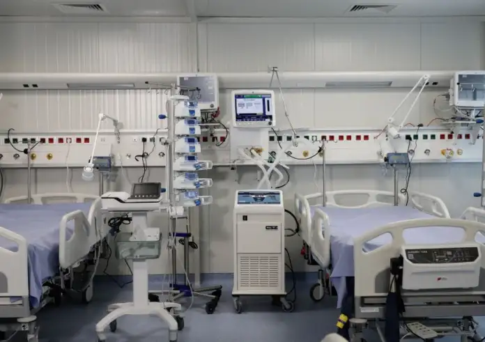 Candida Auris: Ο «αόρατος φονιάς» στα νοσοκομεία – 100 νέα κρούσματα τον μήνα στην Αττική