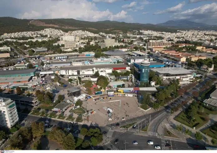 ΔΕΘ: Μηδενικός φόρος για νέους και οικογένειες με 4 παιδιά.  Παρεμβάσεις σε ΕΝΦΙΑ, ΦΠΑ και ενοίκια