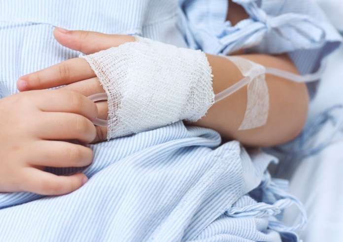 Ιογενής μηνιγγοεγκεφαλίτιδα και ποια η σχέση με τη μηνιγγίτιδα - Τα συμπτώματα που χτυπούν καμπανάκι