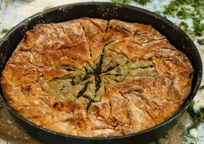 Σεφουκλωτή πίτα Νάξου