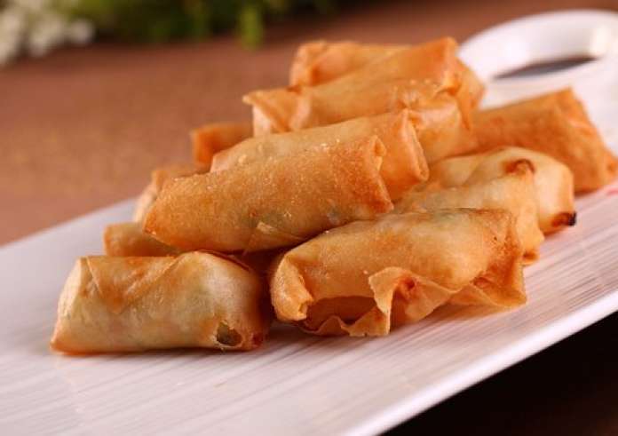 Συνταγή για σπιτικά spring rolls εύκολα και γρήγορα