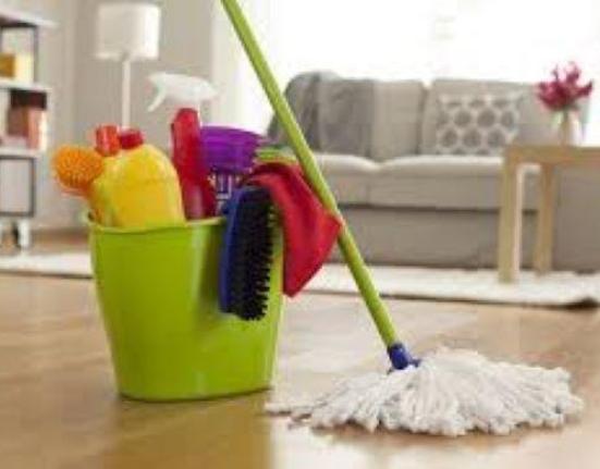 Το 10λεπτο κόλπο που αλλάζει το σπίτι σου: Η μέθοδος που λατρεύουν όσοι δεν προλαβαίνουν να καθαρίσουν