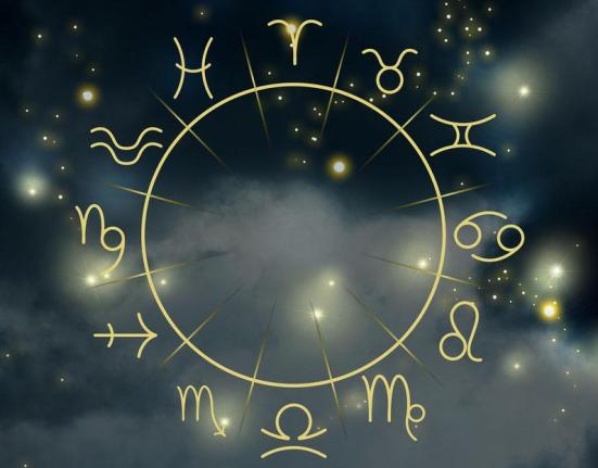 Τα 5 ζώδια που πρέπει να αφήσουν το κινητό στην άκρη αυτές τις γιορτές