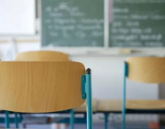 Τριήμερο για χιλιάδες μαθητές: Σε ποιες περιοχές κλείνουν τα σχολεία την Παρασκευή