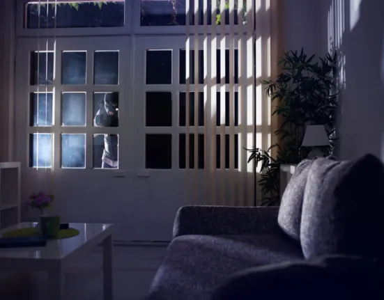 Περιστέρι: Διαρρήκτες «άδειασαν» σπίτια – 64χρονος πέθανε από έμφραγμα μετά την εισβολή στο σπίτι του