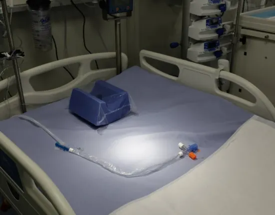 Το συγκινητικό μήνυμα της μητέρας του 18χρονου Μάριου που μεταφέρεται στο Τορίνο για σωτήρια θεραπεία