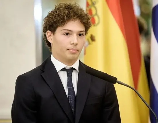 21χρονος Έλληνας τιμήθηκε στην Ουγγαρία για τη διάσωση πατέρα και κόρης στην Επανομή