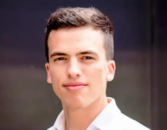 Αυτός είναι ο 22χρονος Κρητικός που πήρε 1 εκατ. ευρώ για να σώσει τη Γη