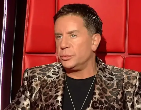 Η αυστηρή παρέμβαση του Γιώργου Μαζωνάκη στα Knockouts του The Voice: «Μαζευτείτε λίγο»