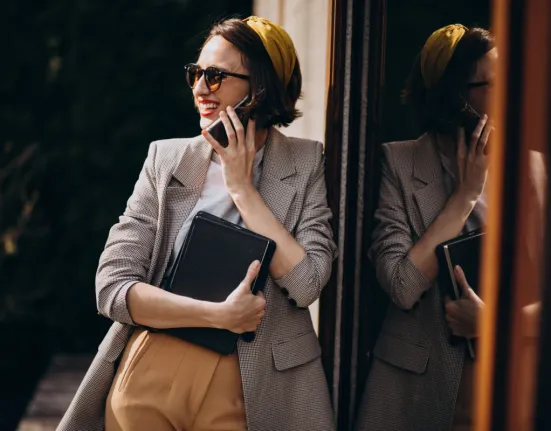 Όσοι είναι πραγματικά πλούσιοι αλλά το κρύβουν, συνήθως έχουν αυτές τις 8 διακριτικές συμπεριφορές