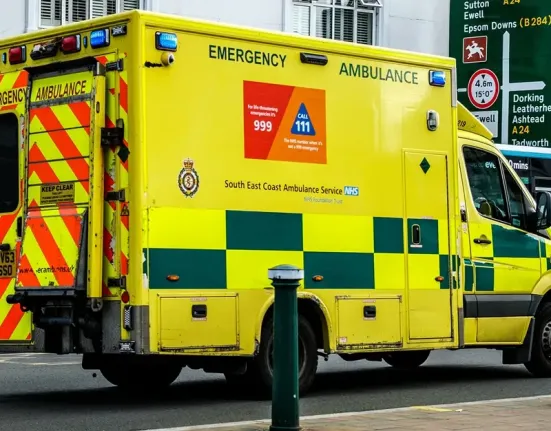 «Τα ασθενοφόρα δεν είναι ταξί», άκουσε οικογένεια που ικέτευε για βοήθεια – Πέθανε ο 5χρονος γιος τους