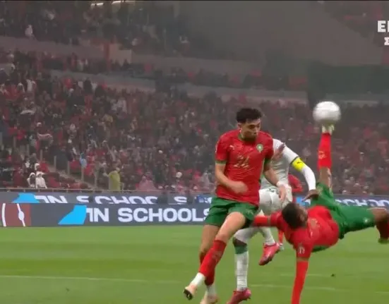 Μαγικό ανάποδο ψαλίδι από τον Ελ Κααμπί: Γκολ - ποίημα στην πρεμιέρα του Κόπα Άφρικα