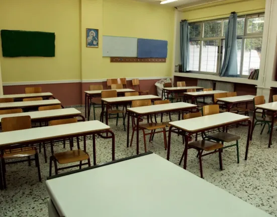 Κυψέλη: Σοβαρό επεισόδιο με μαχαίρι σε σχολείο – Τραυματίστηκε 14χρονη μαθήτρια