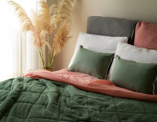 Πώς να κρατήσετε καθαρό το πάπλωμα τον χειμώνα χωρίς να το πλένετε συνέχεια