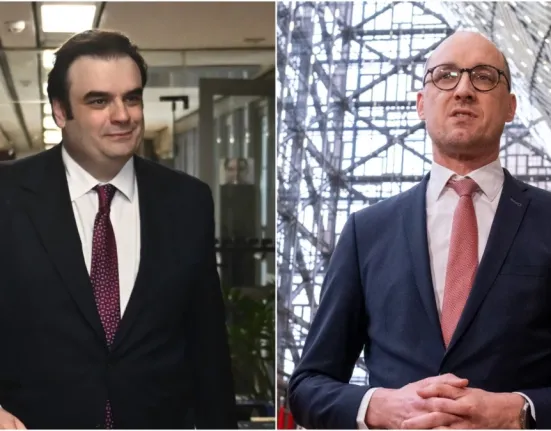 Eurogroup: Οριακή αναμέτρηση Πιερρακάκη – φαν Πέτεγκεμ για την προεδρία