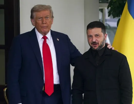 Συνάντηση Τραμπ – Ζελένσκι στη Φλόριντα: Η πιο κρίσιμη διαπραγμάτευση για το τέλος του πολέμου στην Ουκρανία