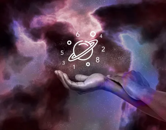 Όταν το σύμπαν μιλά, πρέπει να ακούσεις: Τα ζώδια που ευνοούνται στις 13/12