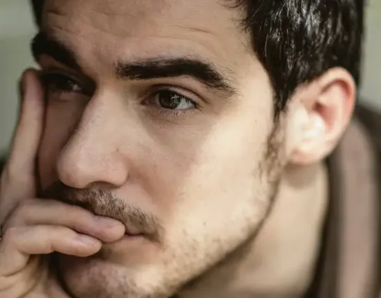 Διάσημος ηθοποιός ζητά ευθανασία μετά από μια «απλή» επέμβαση κήλης