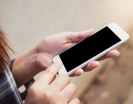 Κινητό που κολλάει; 4 απλές ρυθμίσεις για να το κάνετε να τρέχει σαν καινούργιο σε λιγότερο από 1 λεπτό